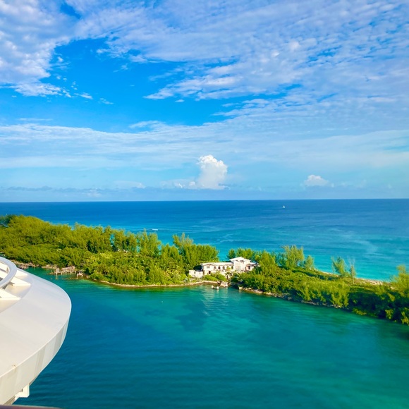 Meet your Posher, Ashley - Picture 11 of 16